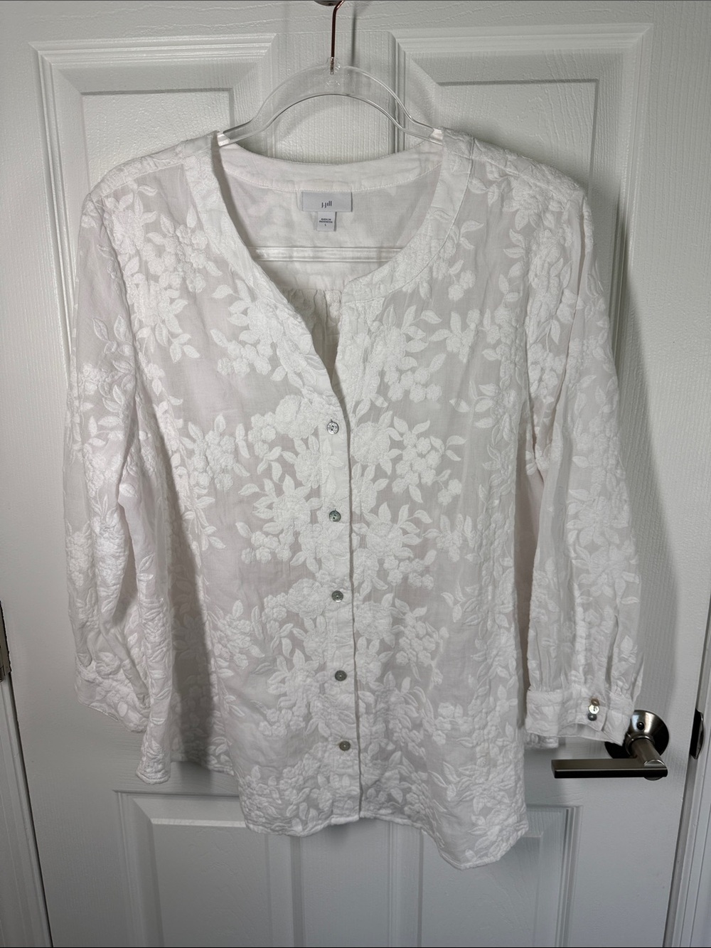 J Jill white cotton fully embroidered floral button front blouse size large